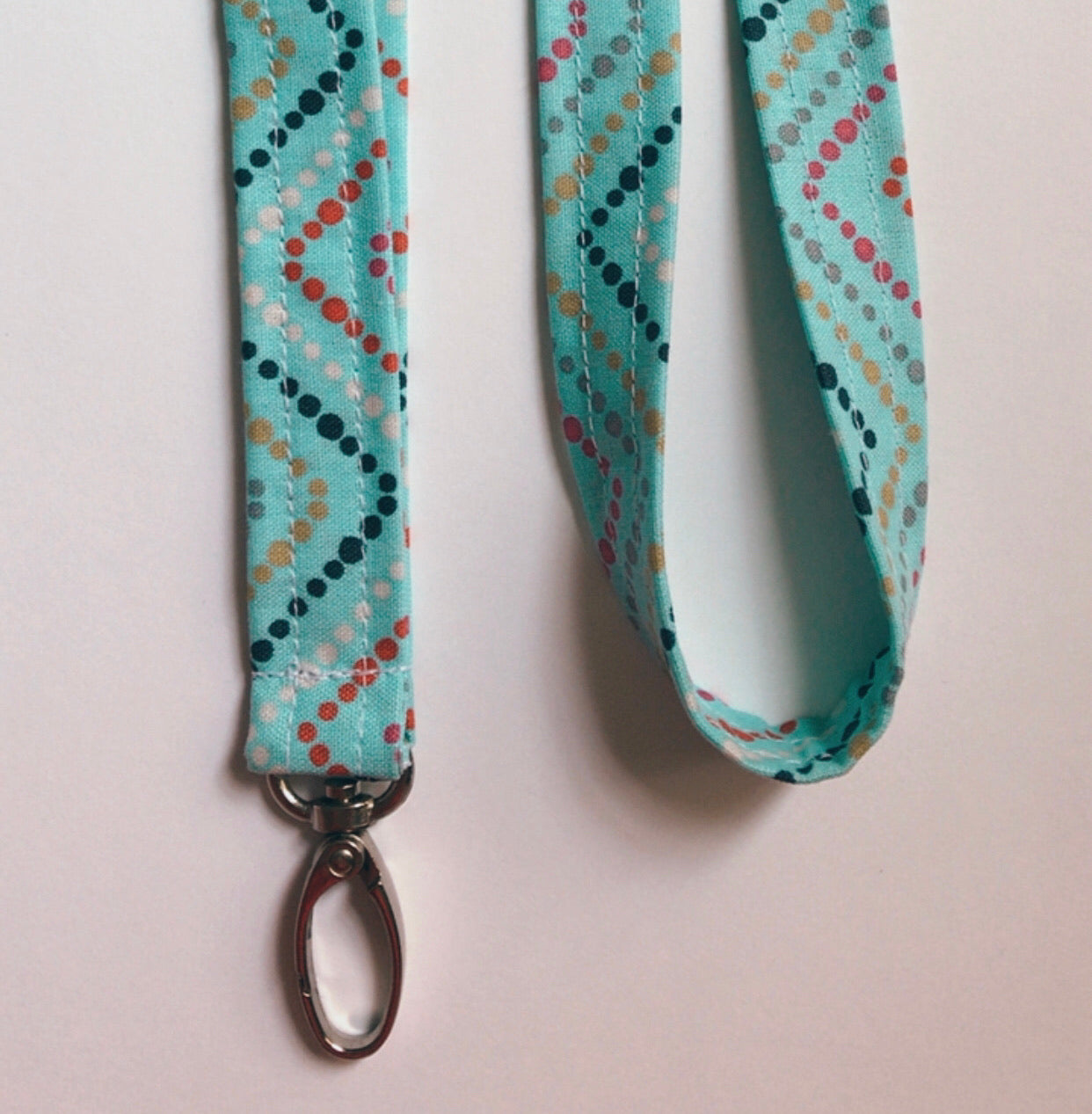 Chevron fabric lanyard